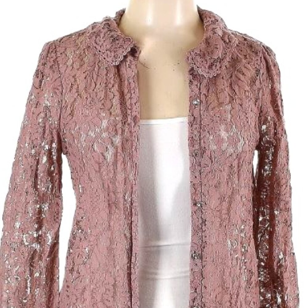 Beautiful Lace-Pattern Top